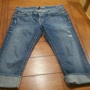 BKE Sabrina Capris size 30